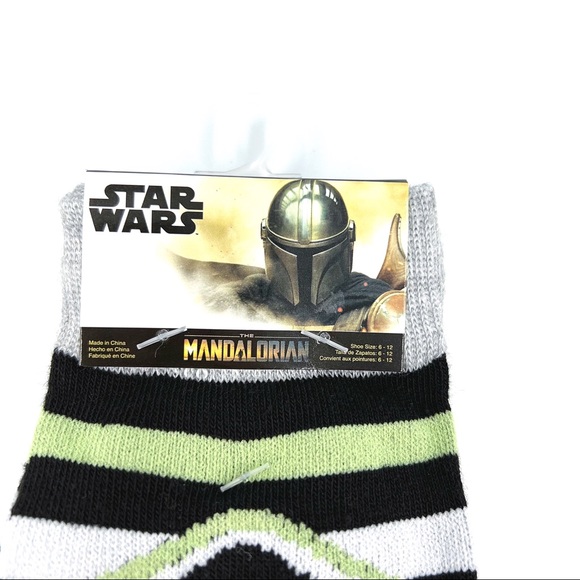 New Men’s Disney Star Wars The Mandalorian Baby Yoda Grogu Crew Socks Size 6-12 - Picture 2 of 5